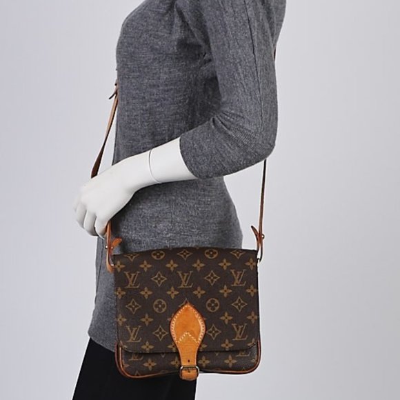Auth Louis Vuitton Cartouchiere MM monogram